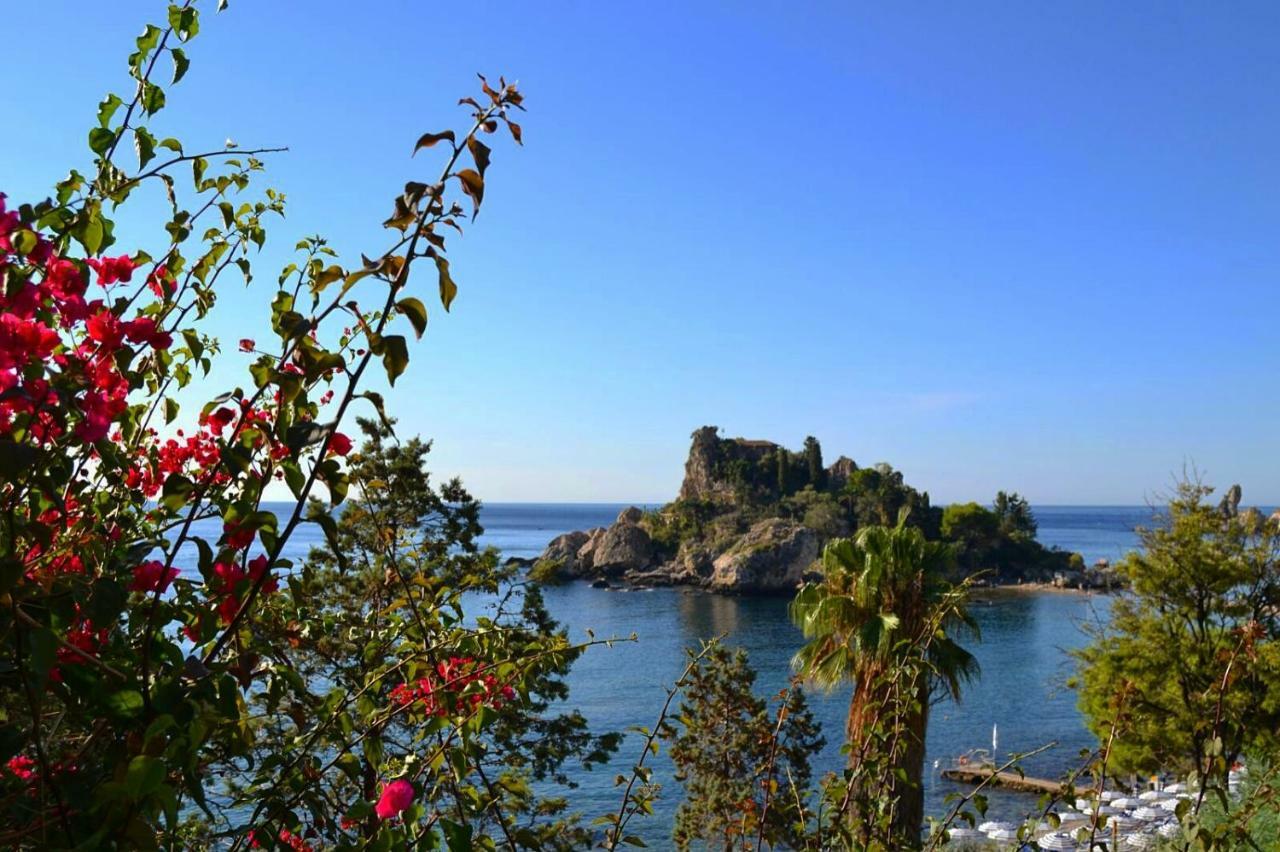Villa Relax House Giardini-Naxos Exterior foto